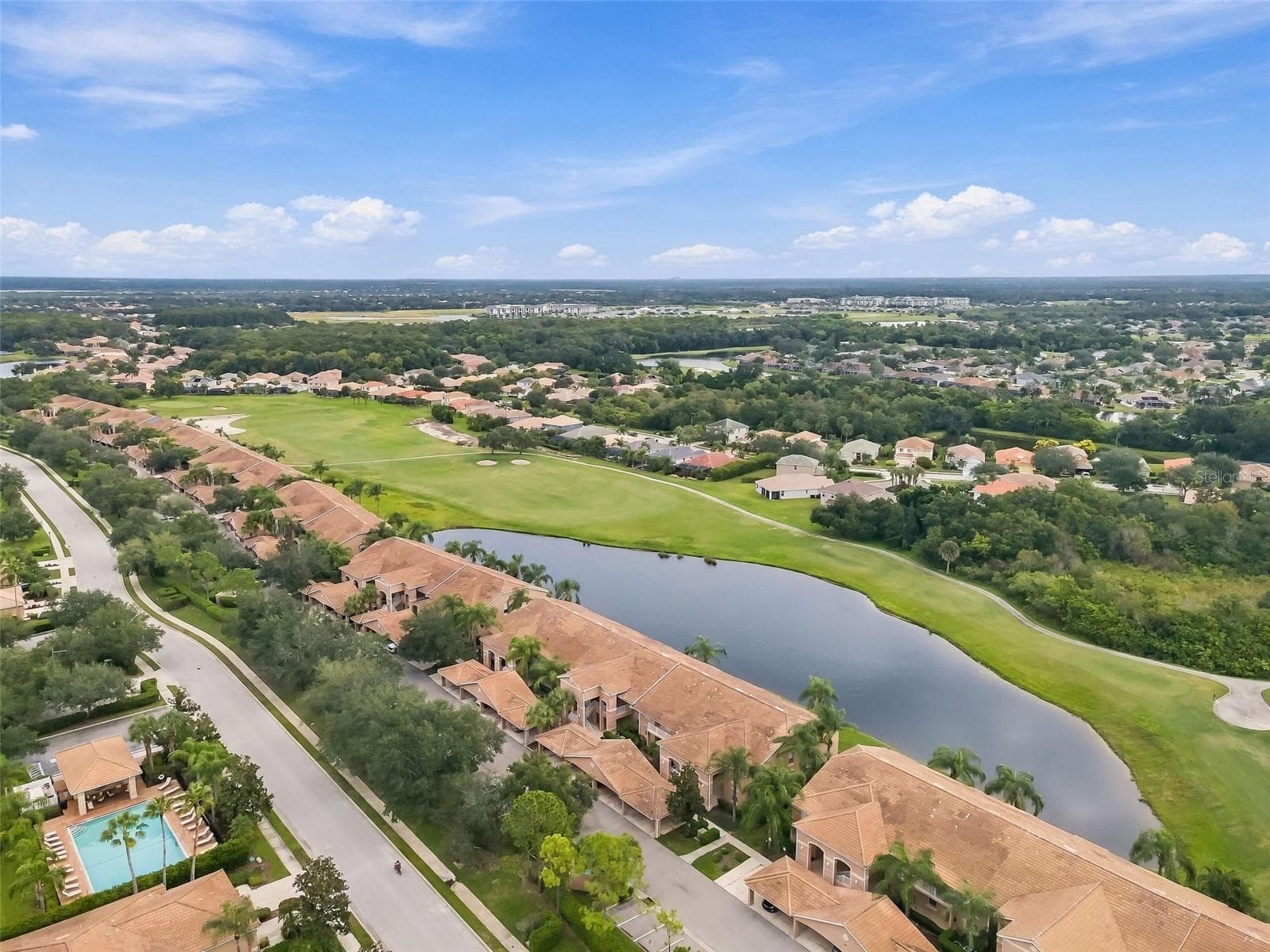 Condominium at 1003 FAIRWAYCOVE LN #207, BRADENTON, photo 21 of 45