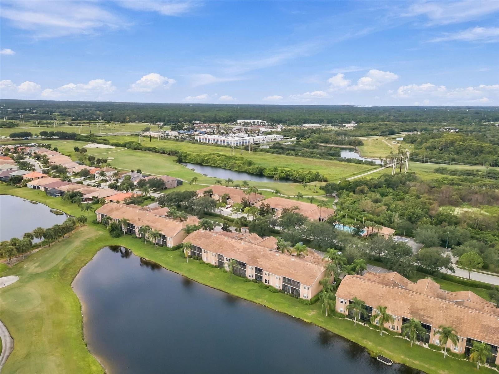 Condominium at 1003 FAIRWAYCOVE LN #207, BRADENTON, photo 28 of 45