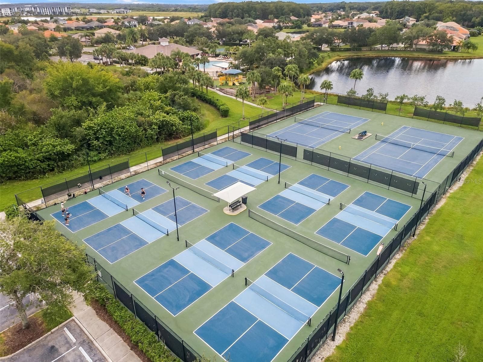 Condominium at 1003 FAIRWAYCOVE LN #207, BRADENTON, photo 30 of 45