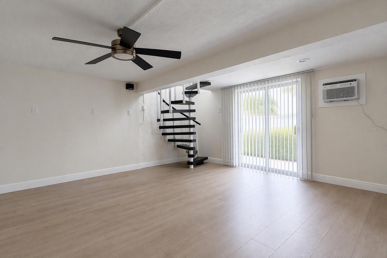 Townhouse at 255 CAPRI CIR N #36, TREASURE ISLAND, photo 18 of 19