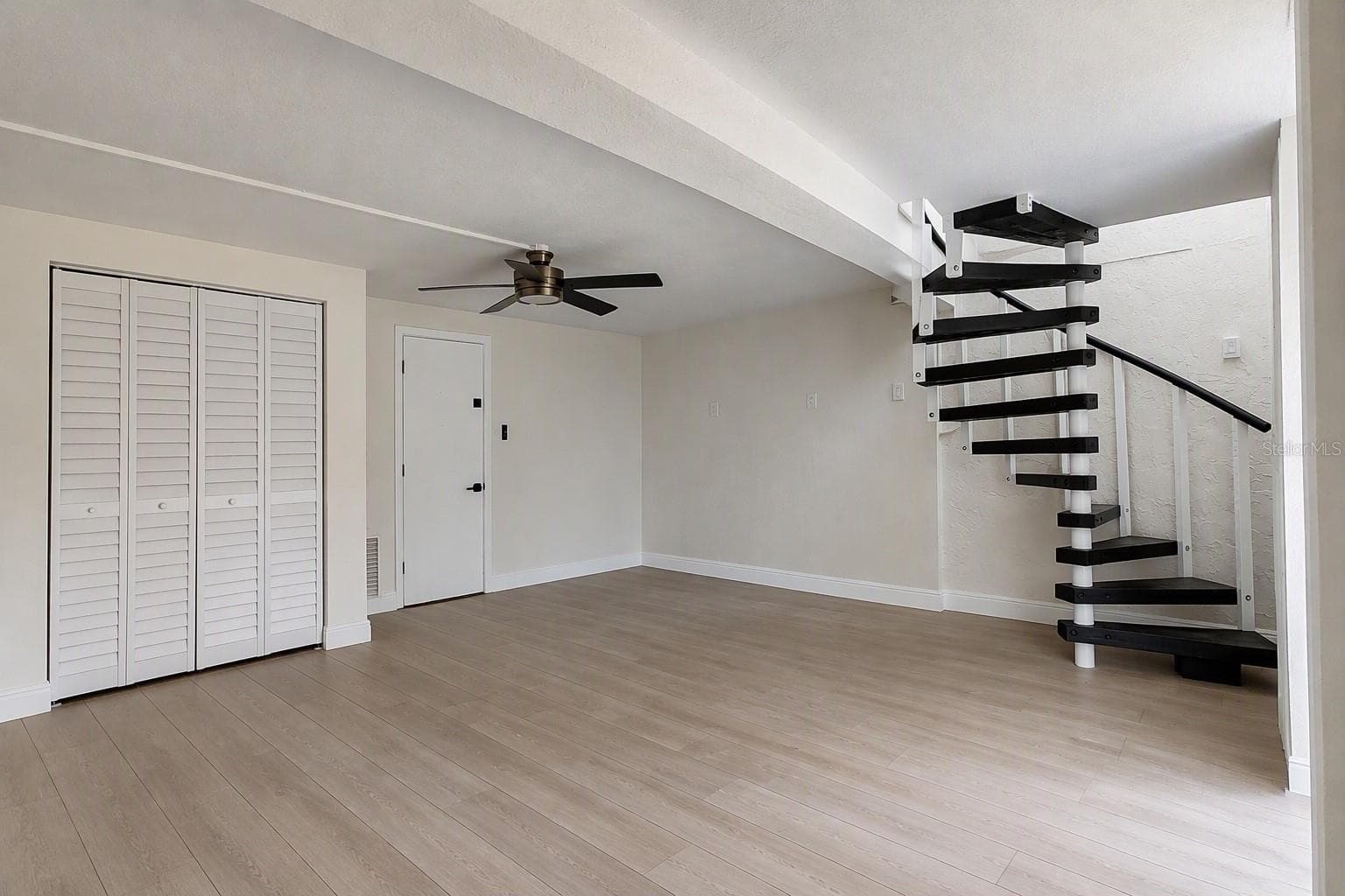 Townhouse at 255 CAPRI CIR N #36, TREASURE ISLAND, photo 17 of 19