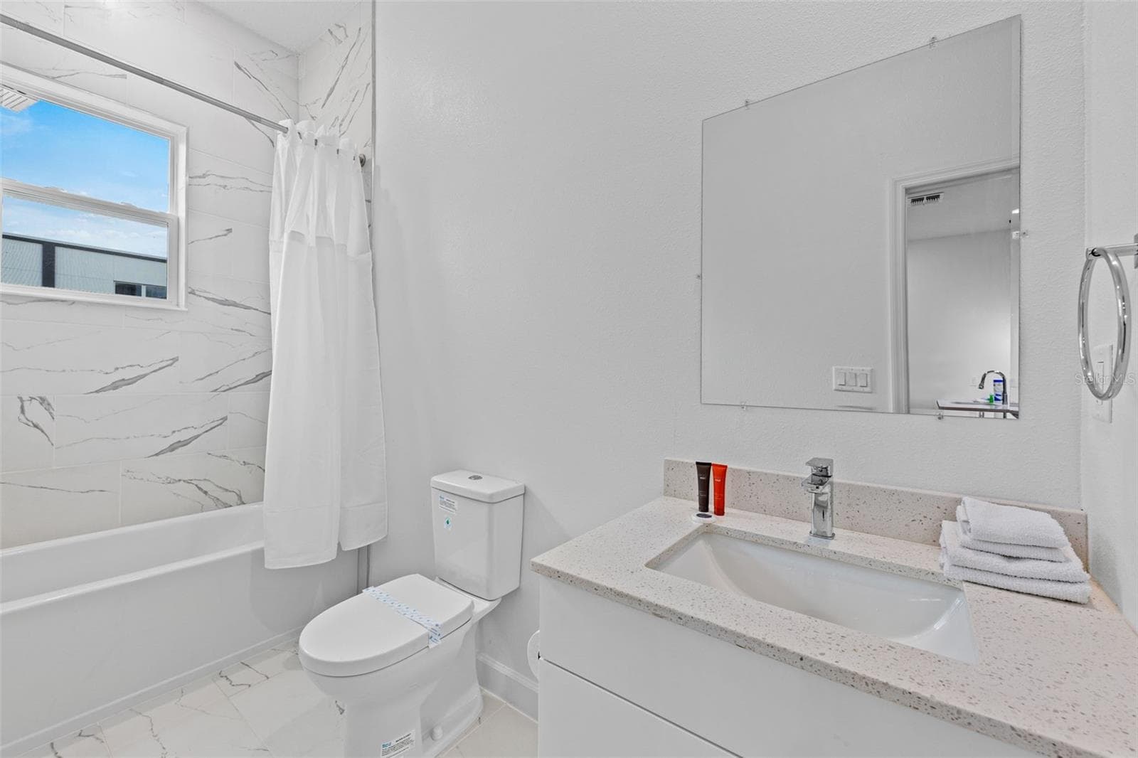 Townhouse at 292 FAMAGUSTA DR, DAVENPORT, photo 25 of 26