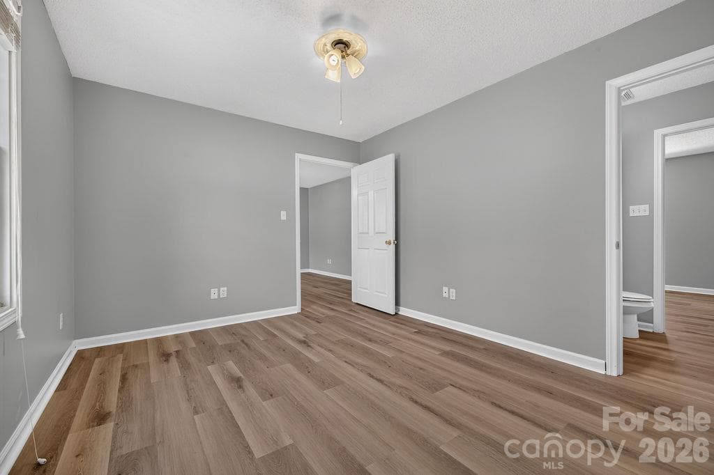 Townhouse at 122 24th Street NW, Hickory, photo 9 of 21