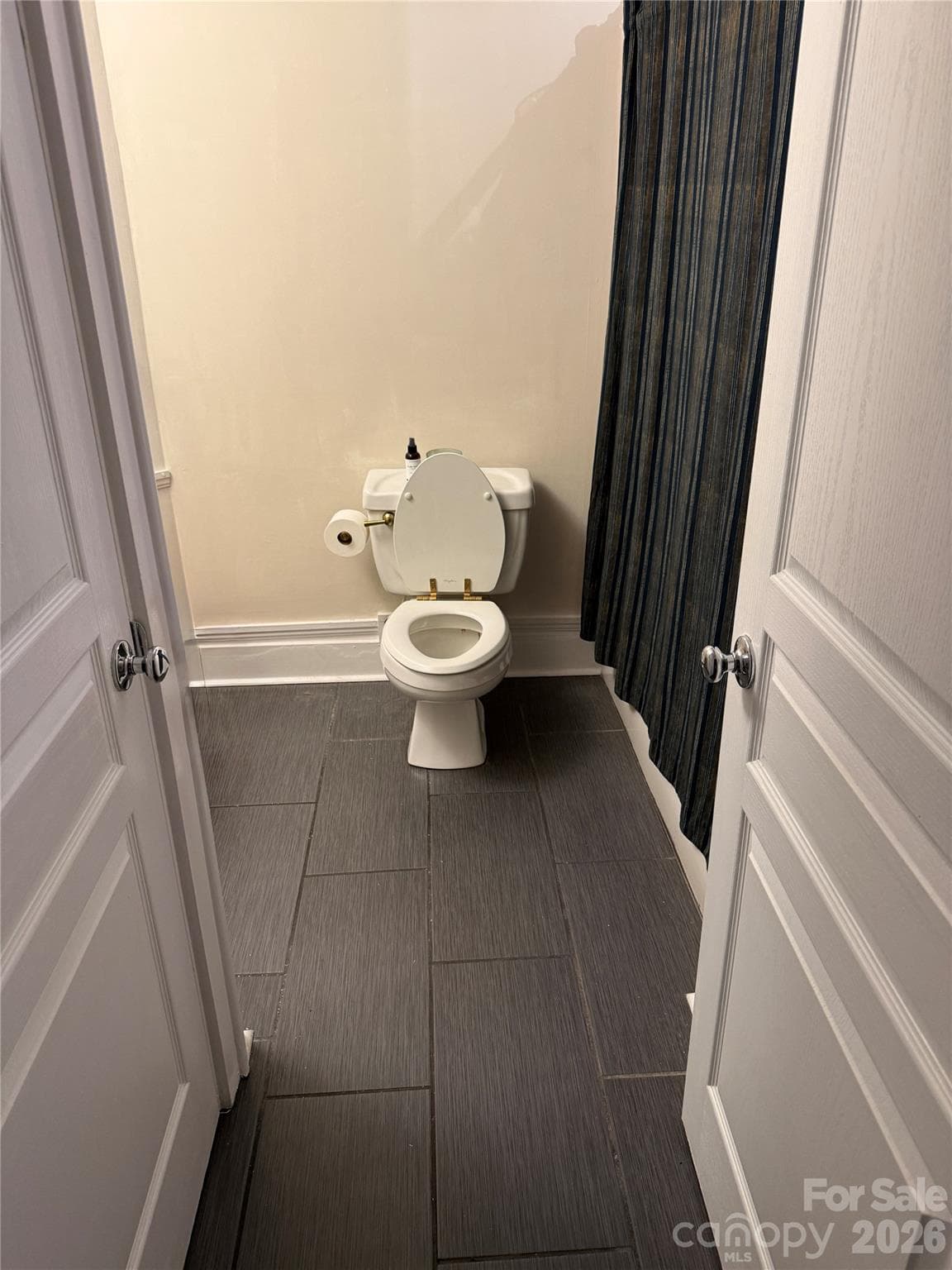Bathroom - 404 Laurel Avenue, Charlotte