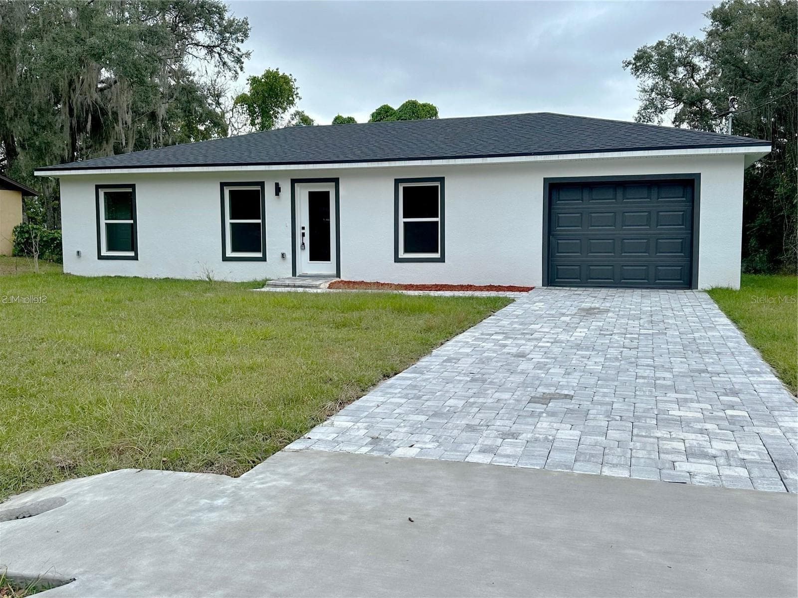 217 LOCUST PASS LN
