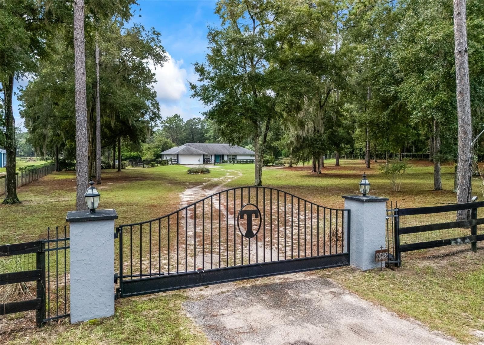 Single Family Residence at 7522 NW 14TH ST, OCALA, photo 8 of 50