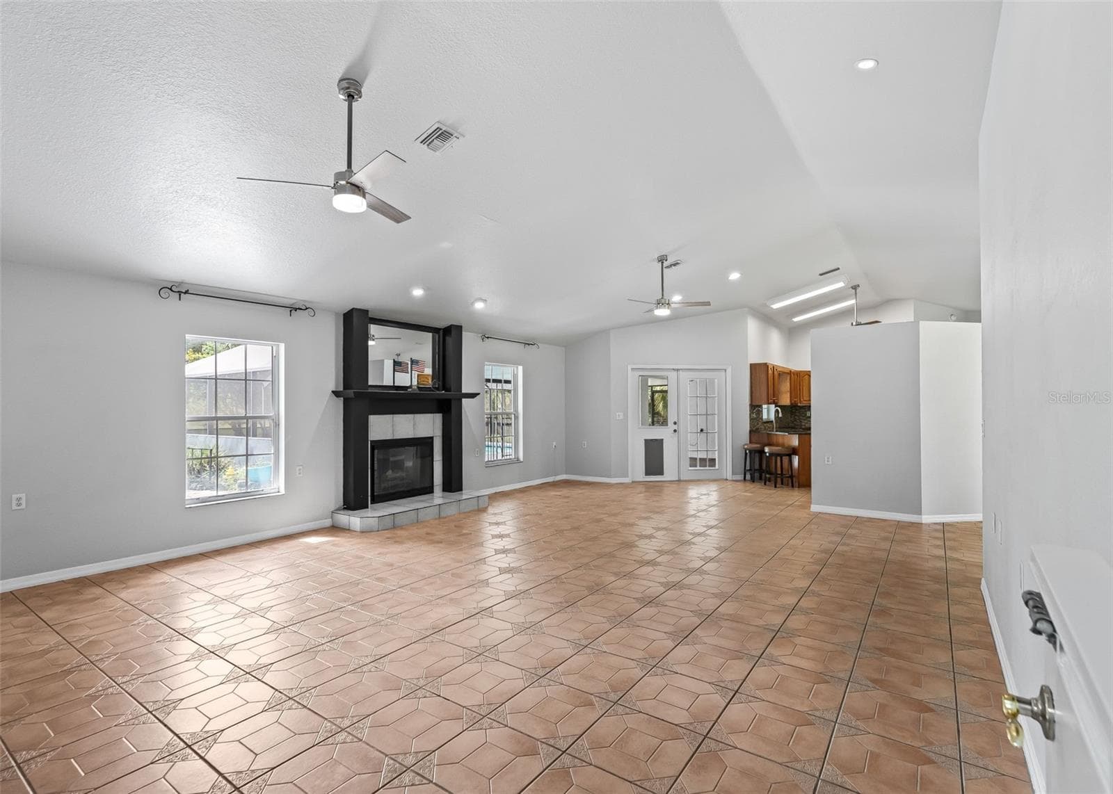 Single Family Residence at 7522 NW 14TH ST, OCALA, photo 10 of 50