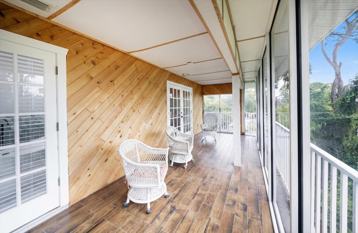 Single Family Residence at 1775 SCENIC DR, VENICE, photo 9 of 80