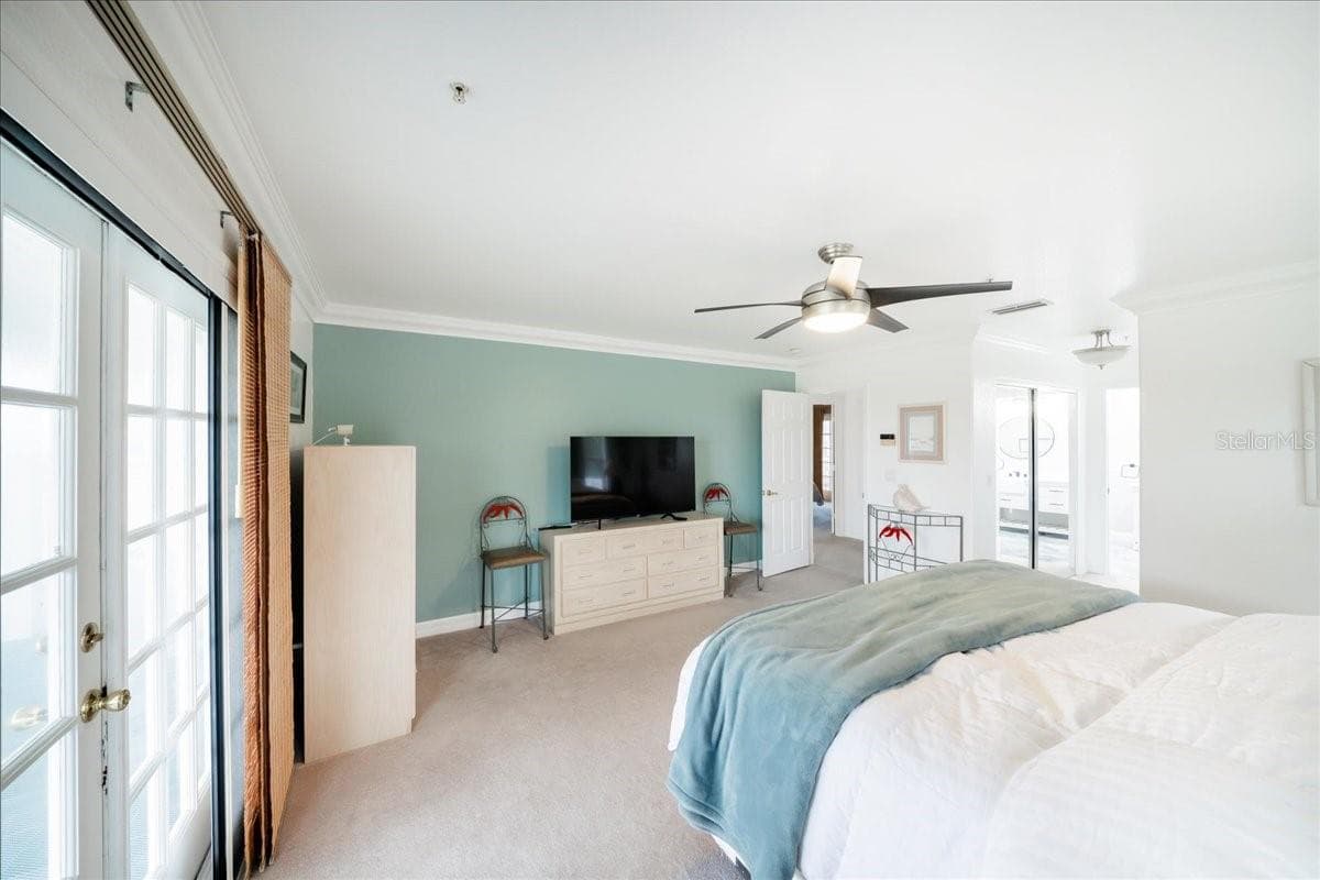 Single Family Residence at 1775 SCENIC DR, VENICE, photo 18 of 80
