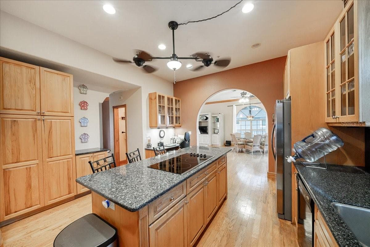 Single Family Residence at 1775 SCENIC DR, VENICE, photo 42 of 80
