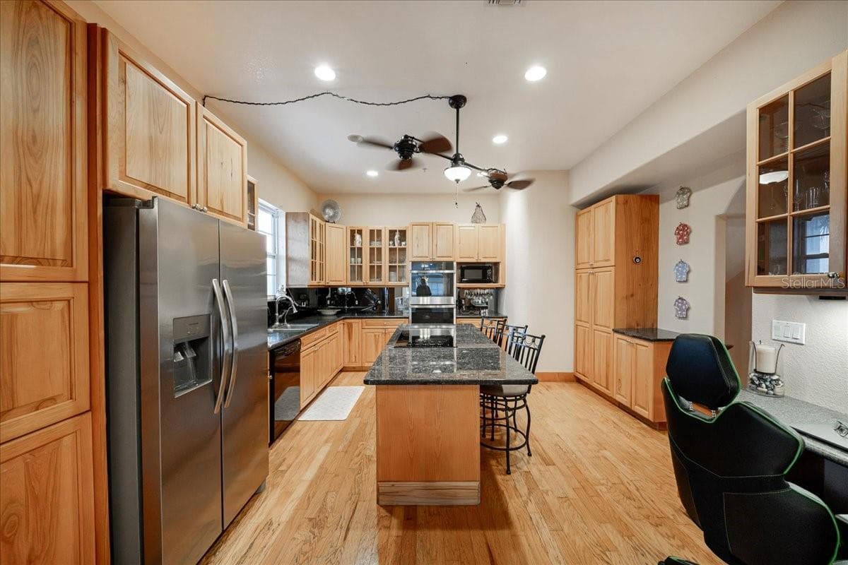 Single Family Residence at 1775 SCENIC DR, VENICE, photo 43 of 80