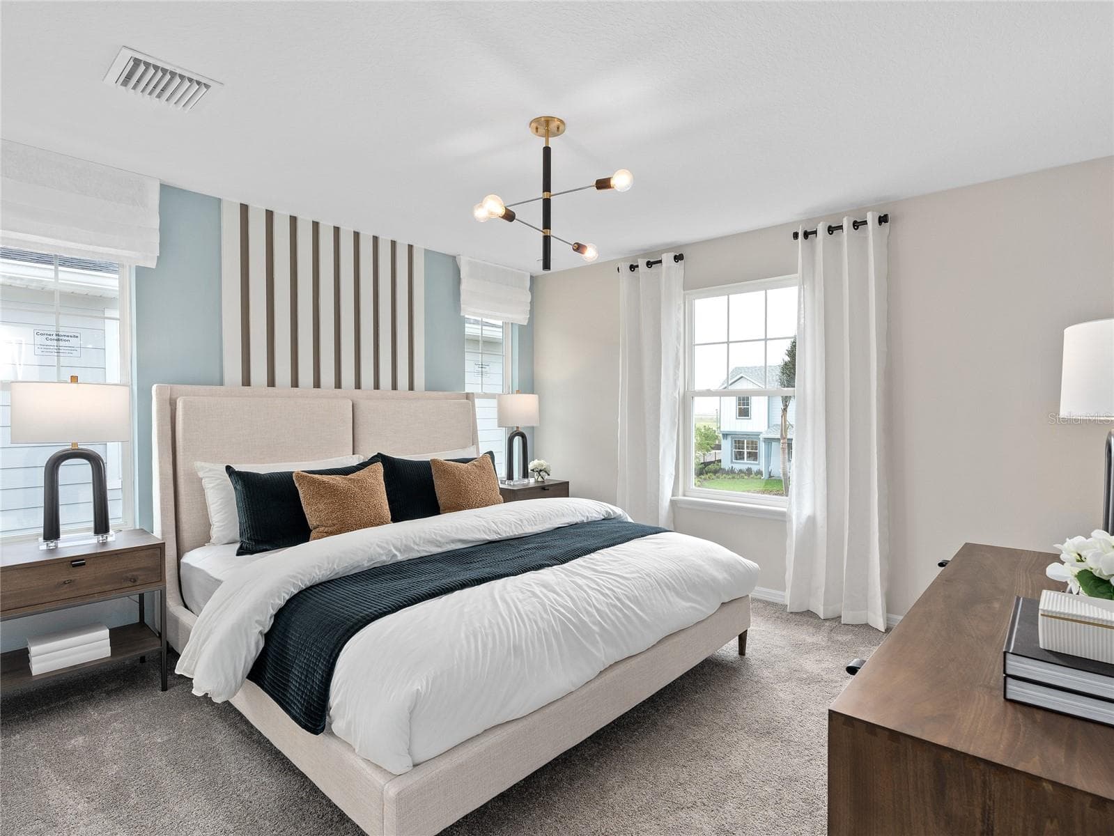 Model Home Design Only. Pictures and furnishings are for illustrative purposes only. Elevations, colors and options may vary. Furniture is for model home staging only. - 16821 EVERMORE ALLEY, WINTER GARDEN