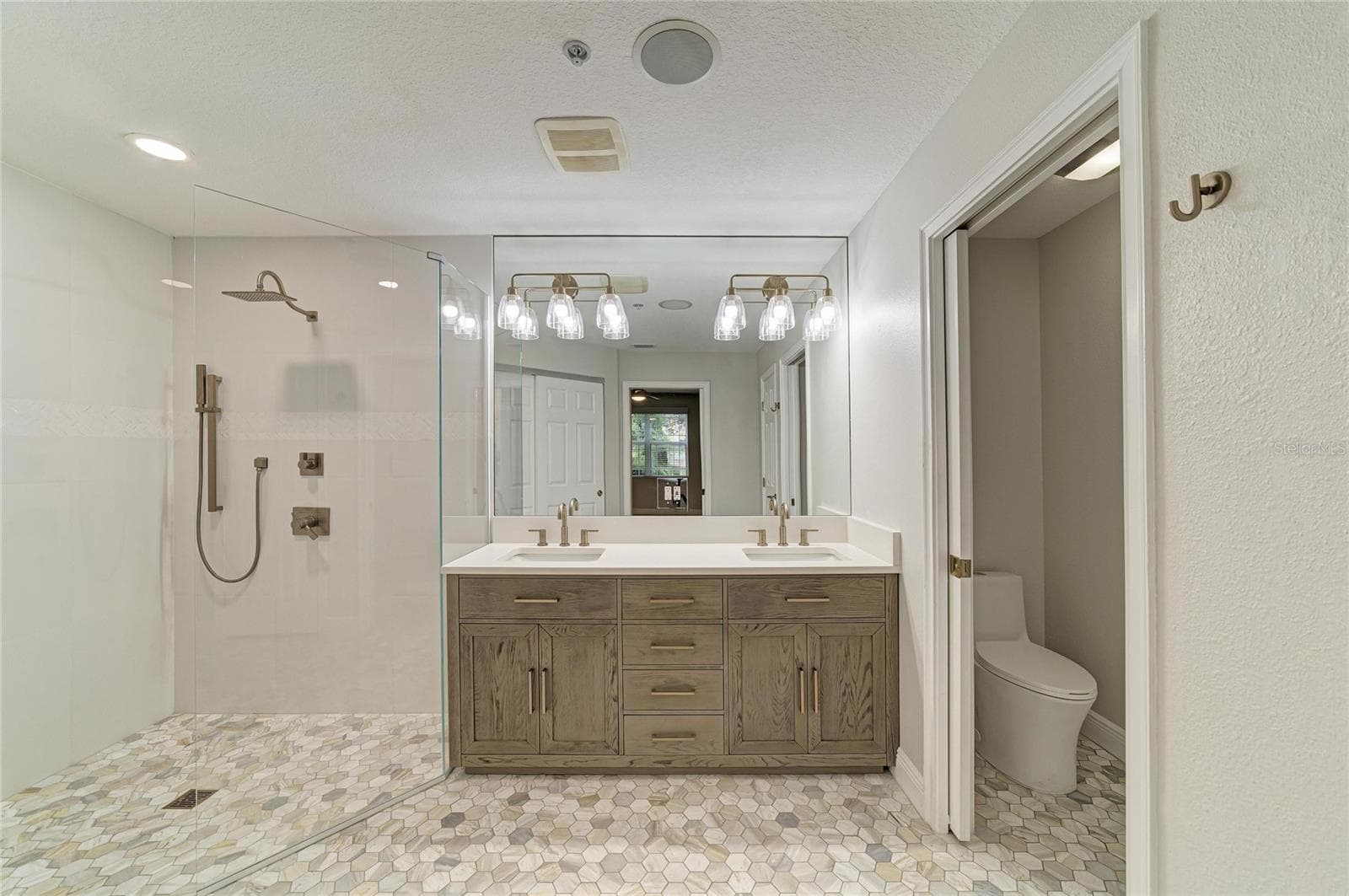 Condominium at 6536 MOORINGS POINT CIR #101, LAKEWOOD RANCH, photo 25 of 61
