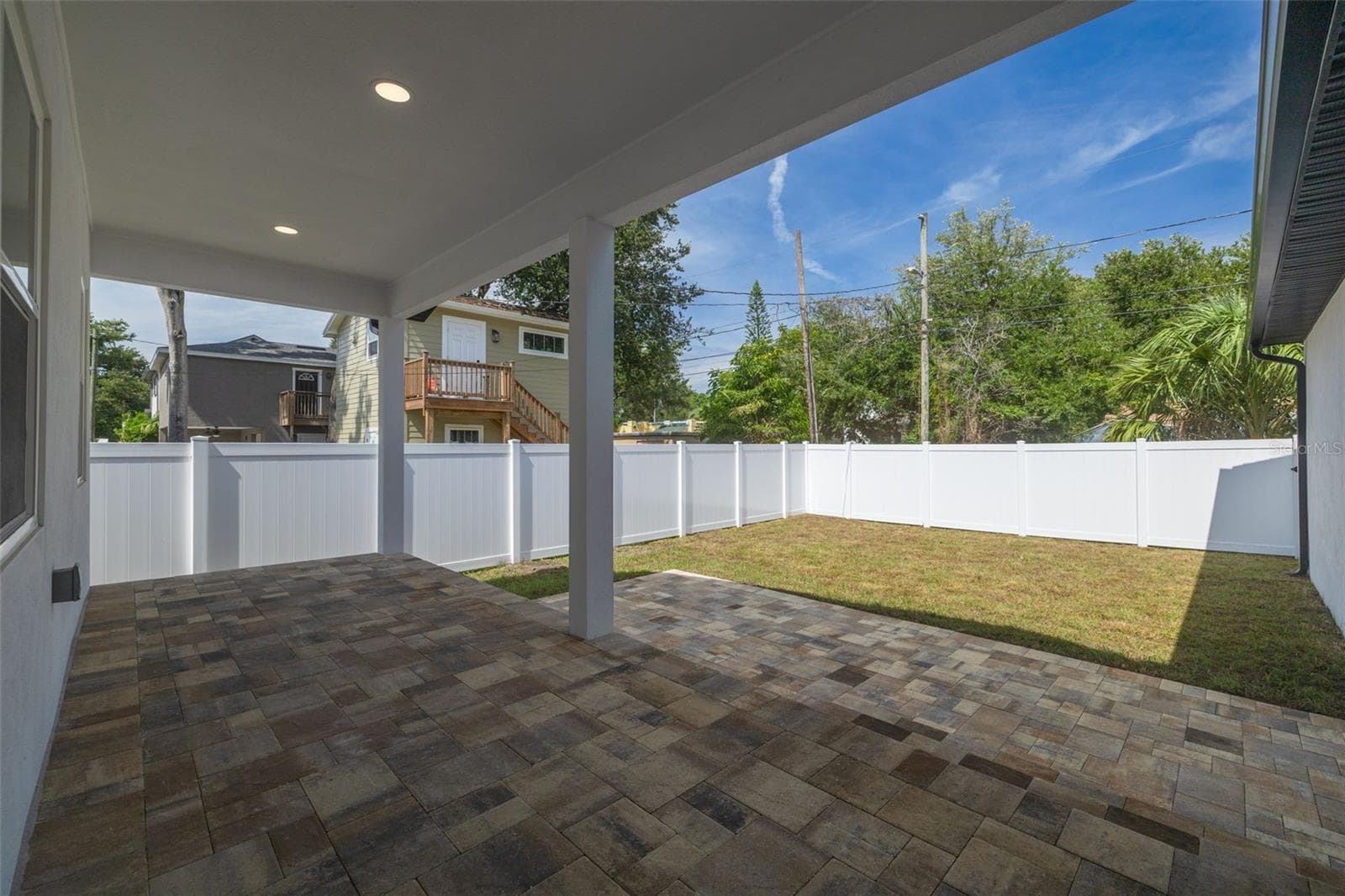 Single Family Residence at 2725 4TH AVE S, ST PETERSBURG, photo 30 of 36