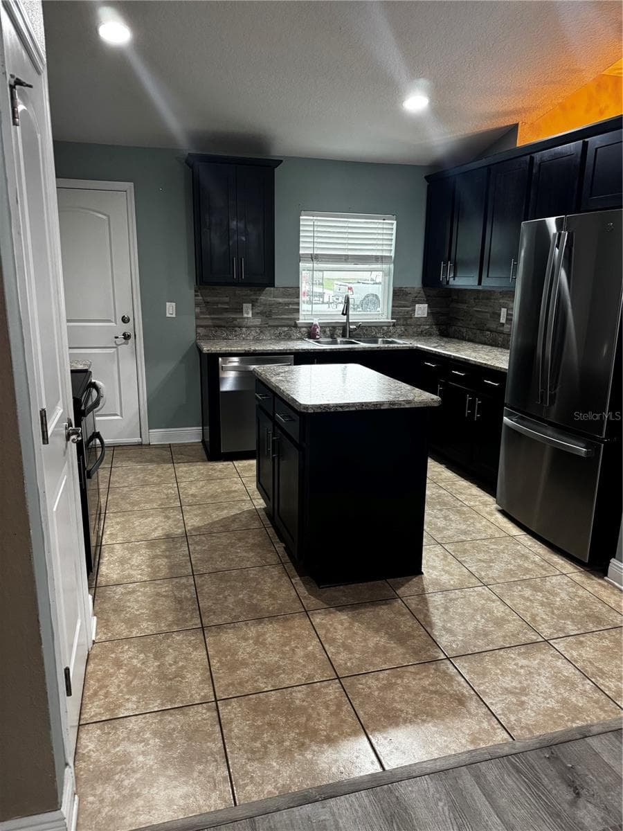 Single Family Residence at 31502 BROADWATER AVE, LEESBURG, photo 7 of 26