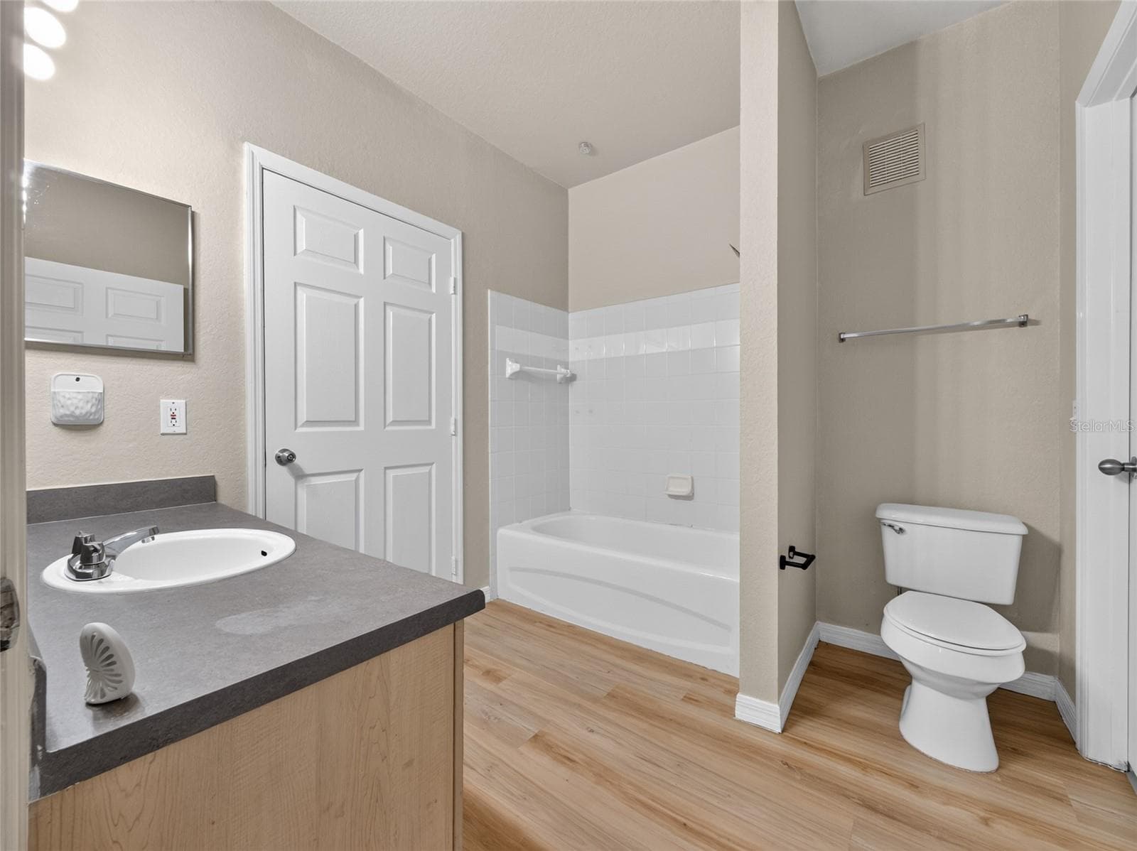 Condominium at 5961 WESTGATE DR #2027, ORLANDO, photo 17 of 27