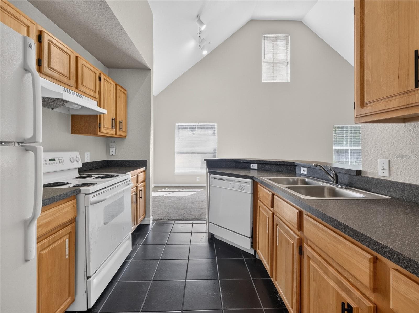 Condominium at 5961 WESTGATE DR #2027, ORLANDO, photo 19 of 27