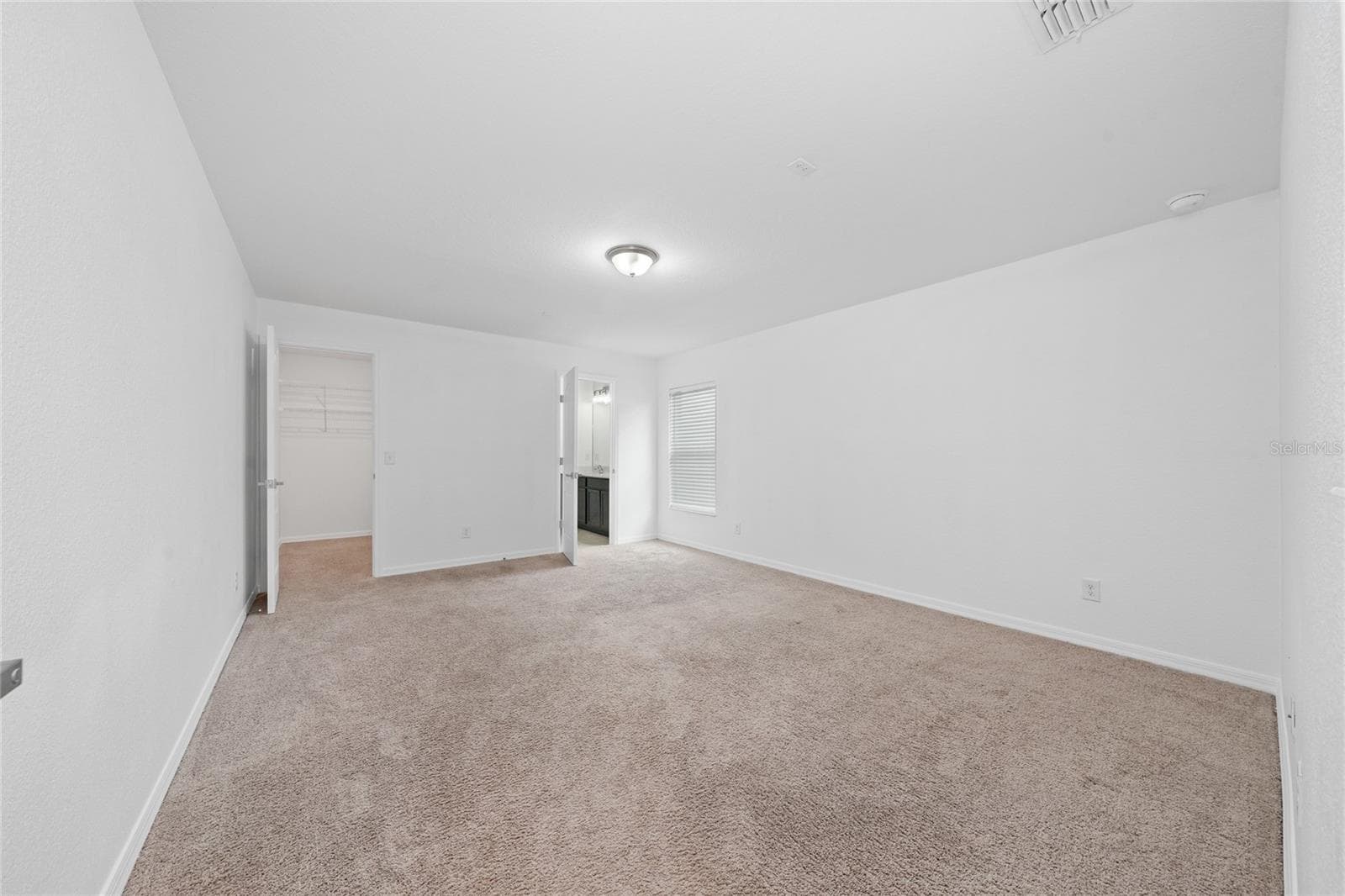 Single Family Residence at 1892 AMBER SWEET CIR, DUNDEE, photo 16 of 31