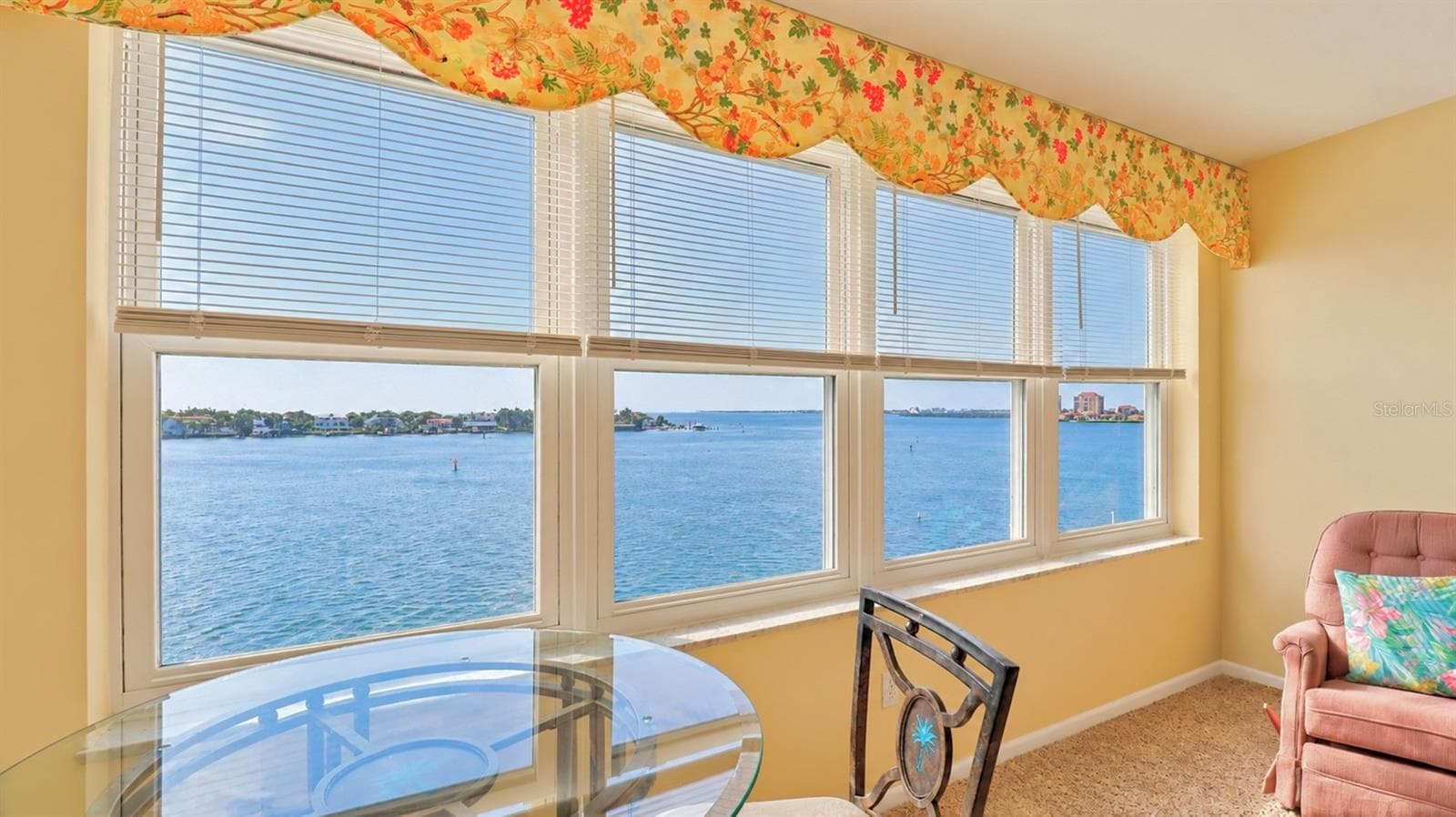 Condominium at 5200 BRITTANY DR S #606, ST PETERSBURG, photo 2 of 80