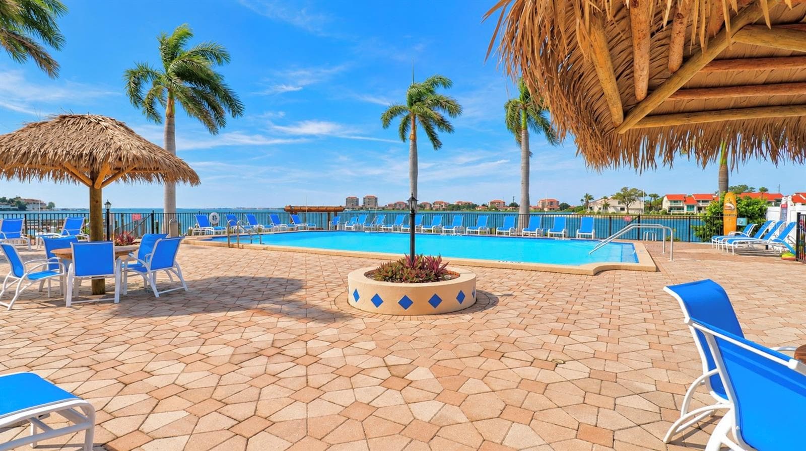 Condominium at 5200 BRITTANY DR S #606, ST PETERSBURG, photo 37 of 80