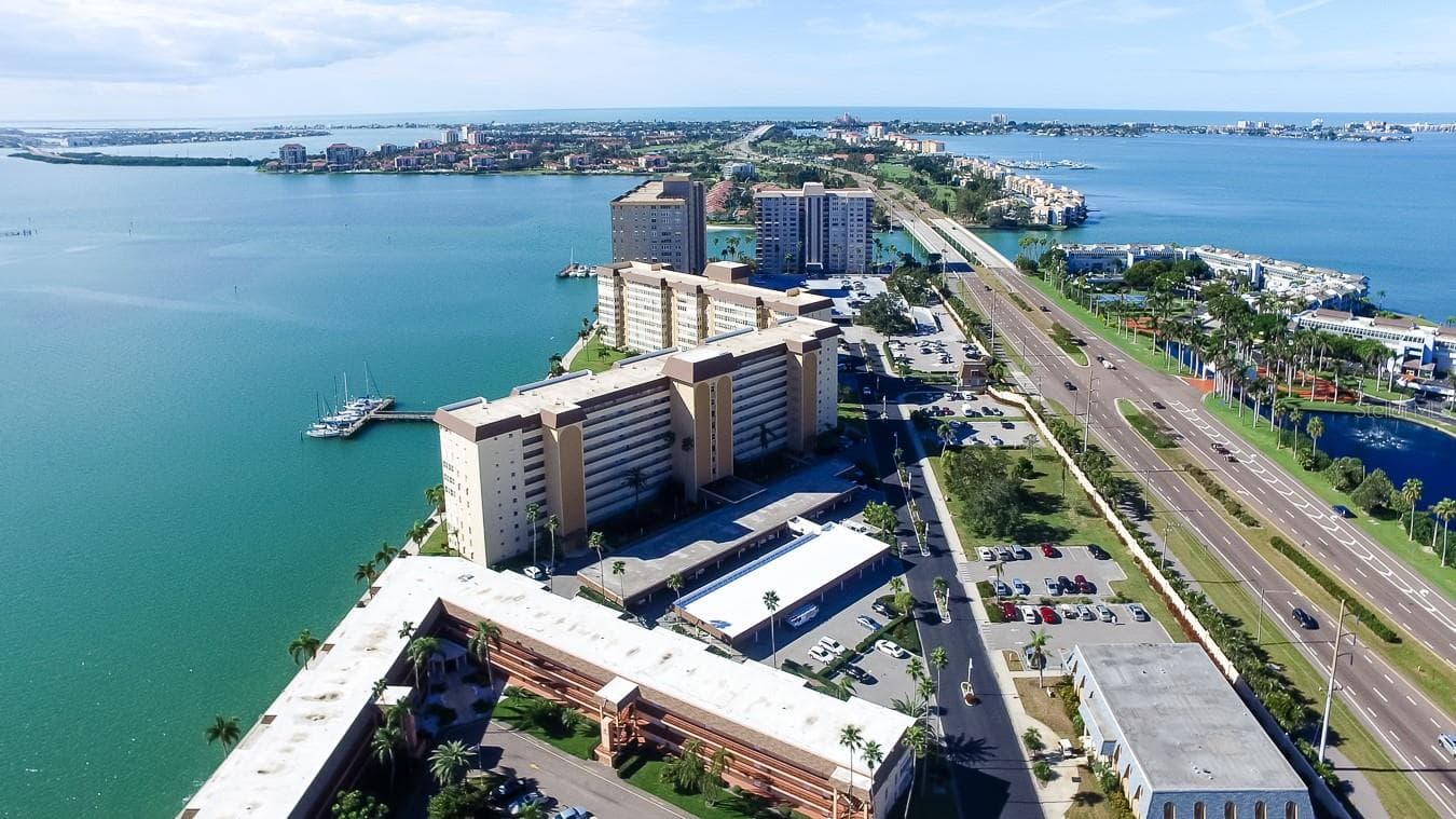 Condominium at 5200 BRITTANY DR S #606, ST PETERSBURG, photo 66 of 80