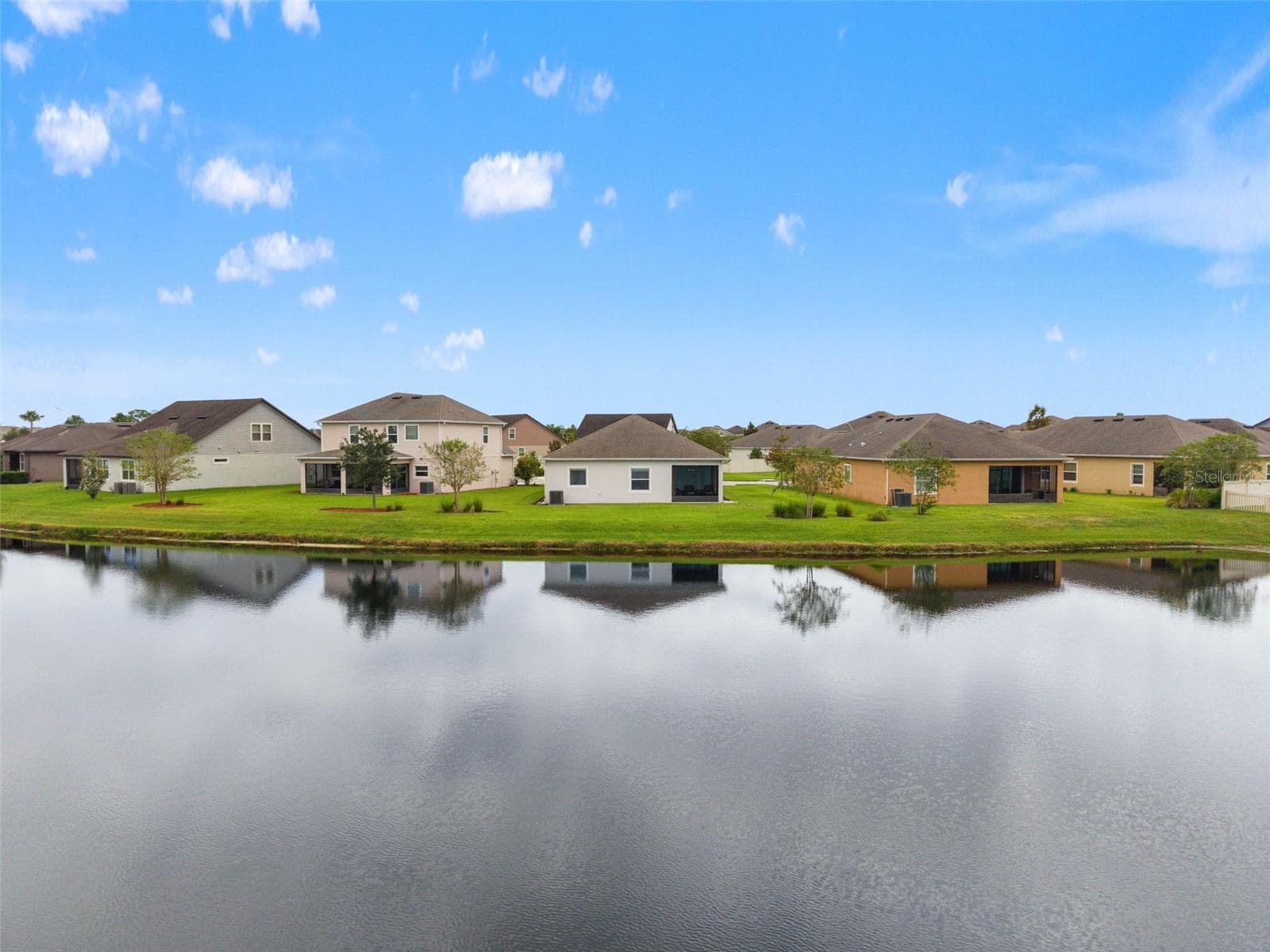 Single Family Residence at 8232 OLIVE BROOK DR, WESLEY CHAPEL, photo 7 of 70