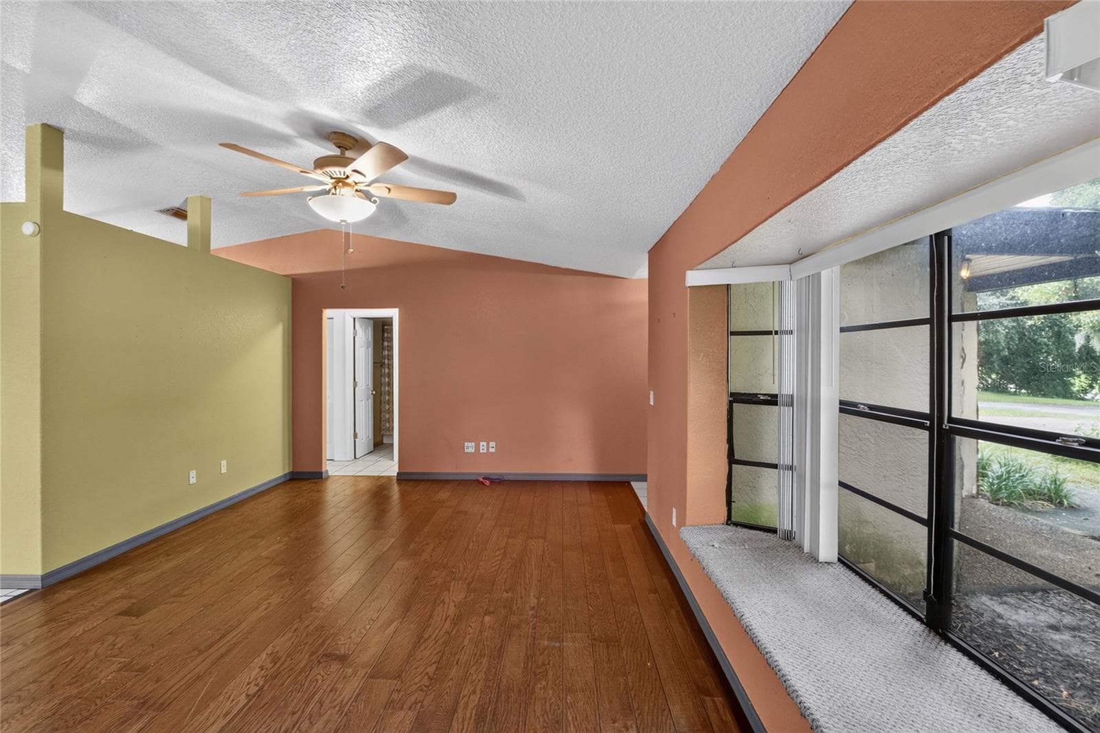 Single Family Residence at 4702 CHARRO LN, PLANT CITY, photo 9 of 53