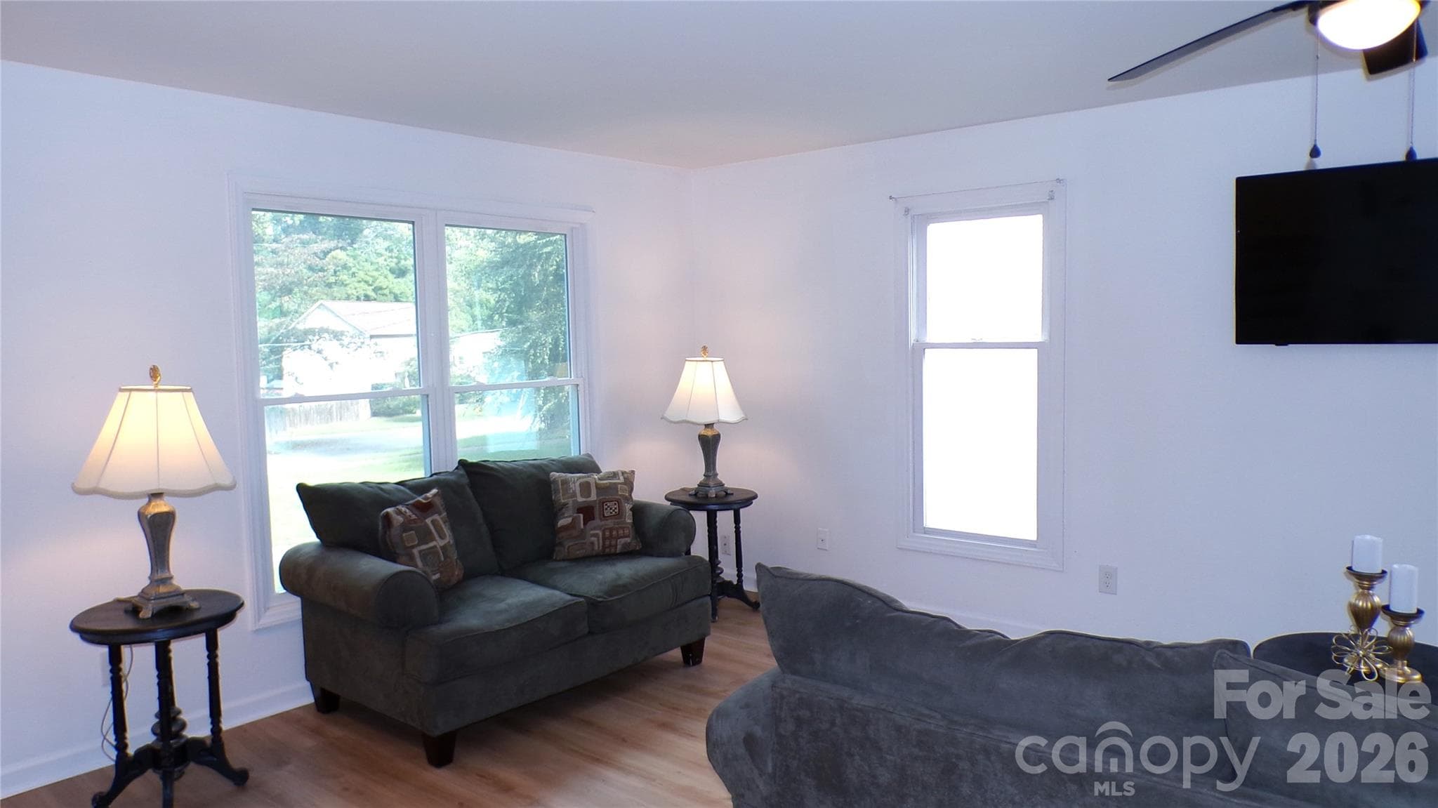 Single Family Residence at 5504 Ilford Street, Charlotte, photo 5 of 31
