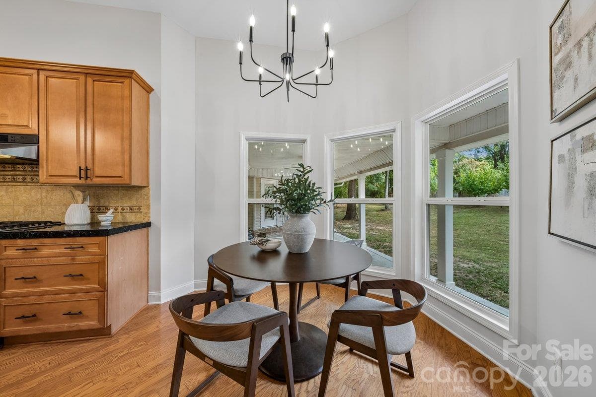 Single Family Residence at 5329 Kuykendall Road, Charlotte, photo 21 of 42