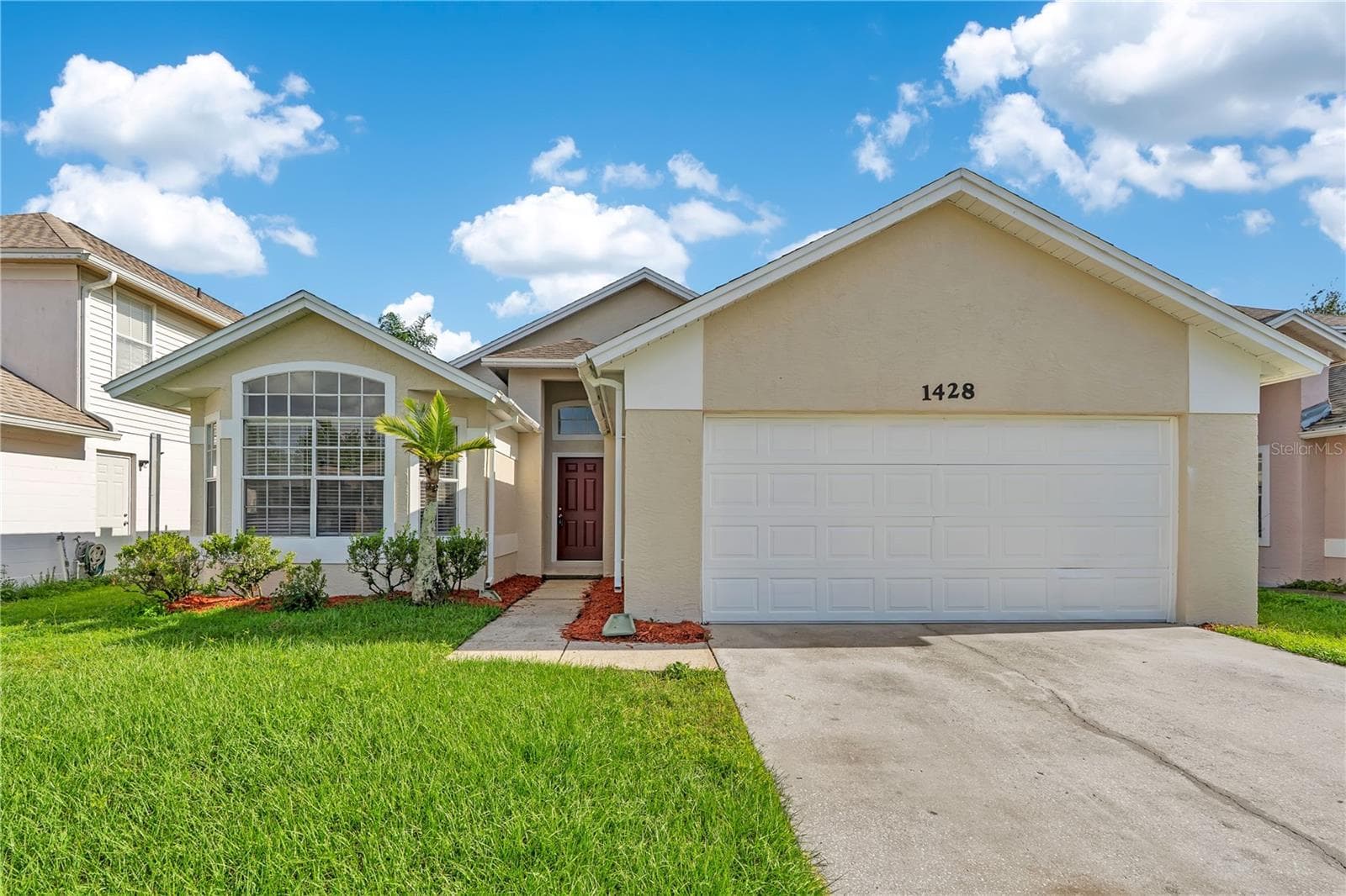 Single Family Residence at 1428 ABBERTON DR, ORLANDO, photo 2 of 37