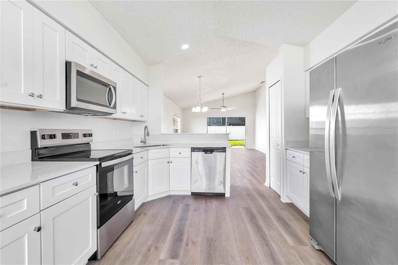 Single Family Residence at 1428 ABBERTON DR, ORLANDO, photo 10 of 37