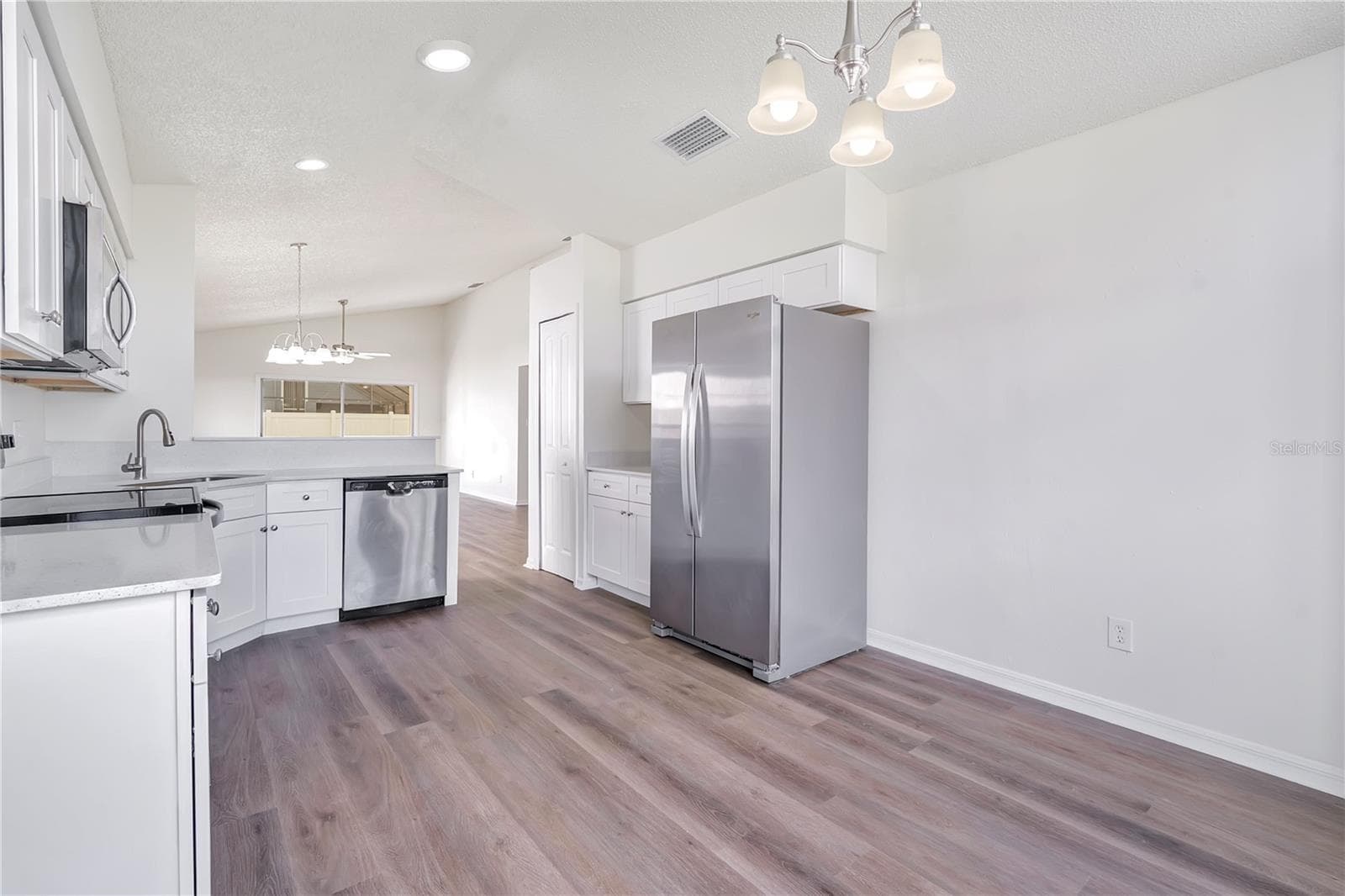 Single Family Residence at 1428 ABBERTON DR, ORLANDO, photo 12 of 37