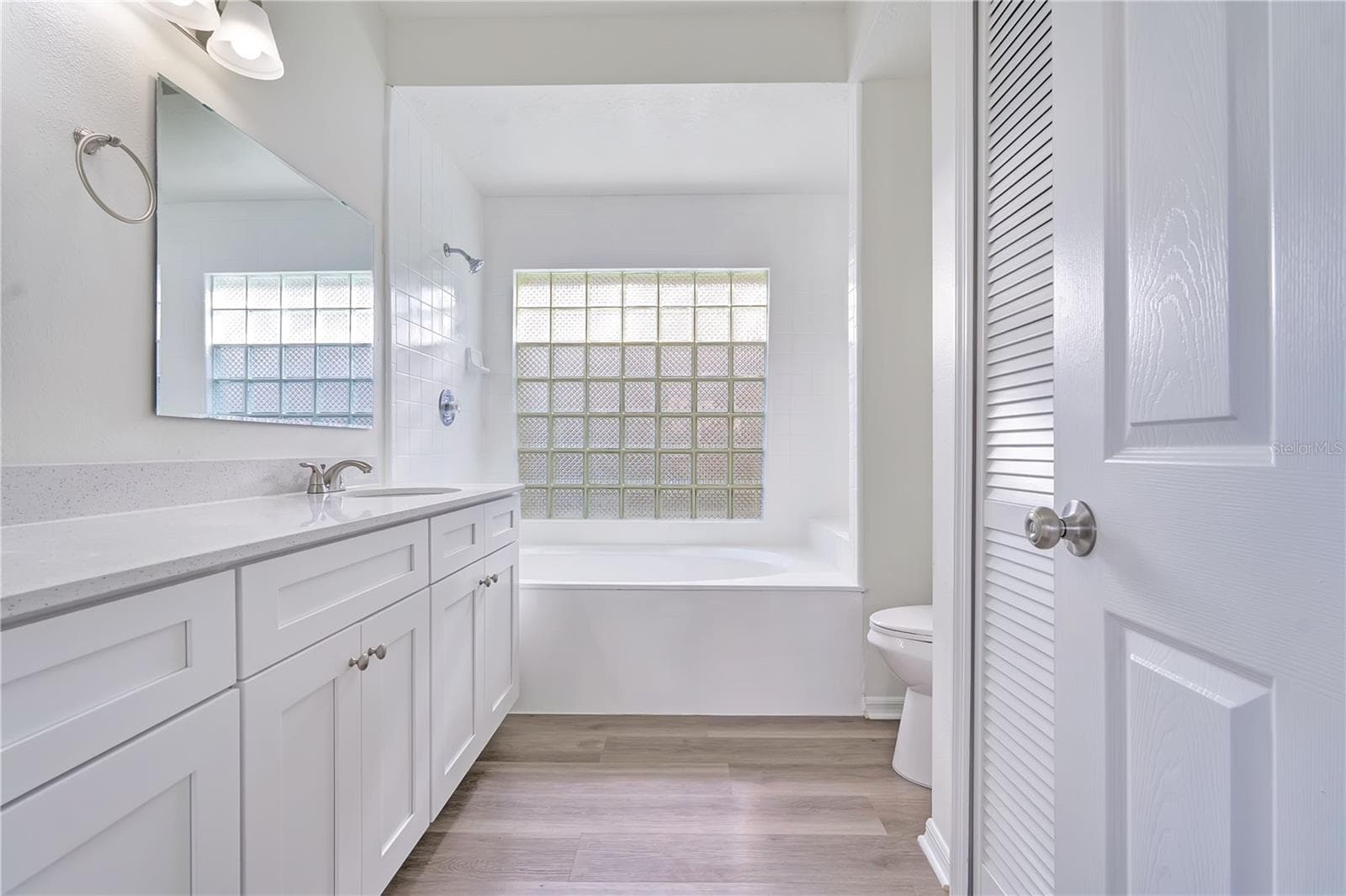 Single Family Residence at 1428 ABBERTON DR, ORLANDO, photo 17 of 37