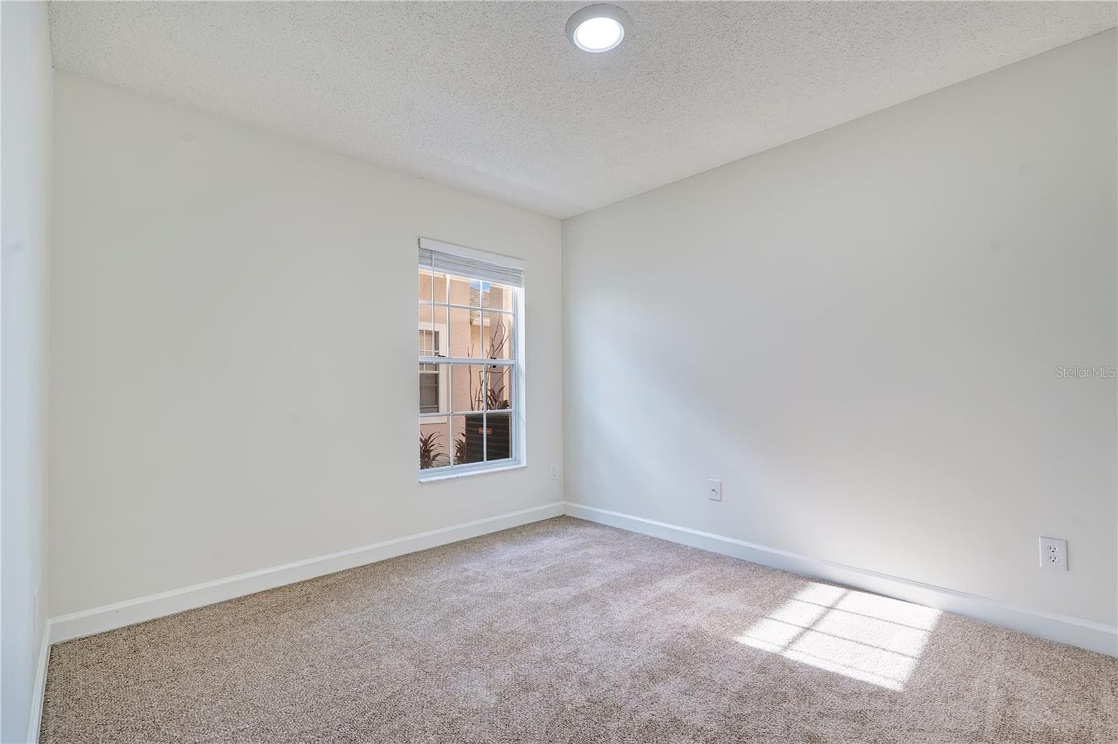Single Family Residence at 1428 ABBERTON DR, ORLANDO, photo 18 of 37