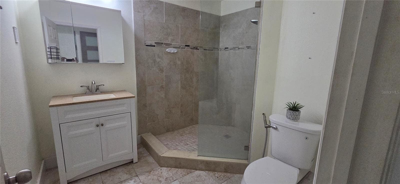Single Family Residence at 7920 GEORGE WASHINGTON LN, TAMPA, photo 20 of 28