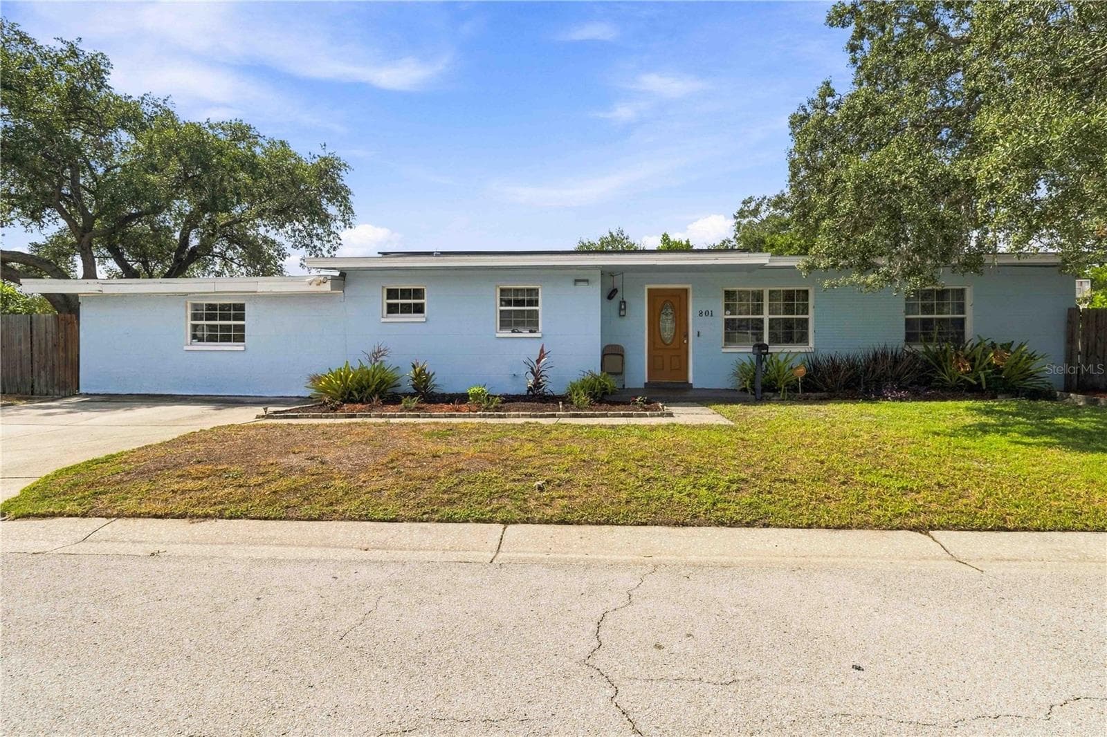 Single Family Residence at 801 51ST AVE S, ST PETERSBURG, photo 2 of 29