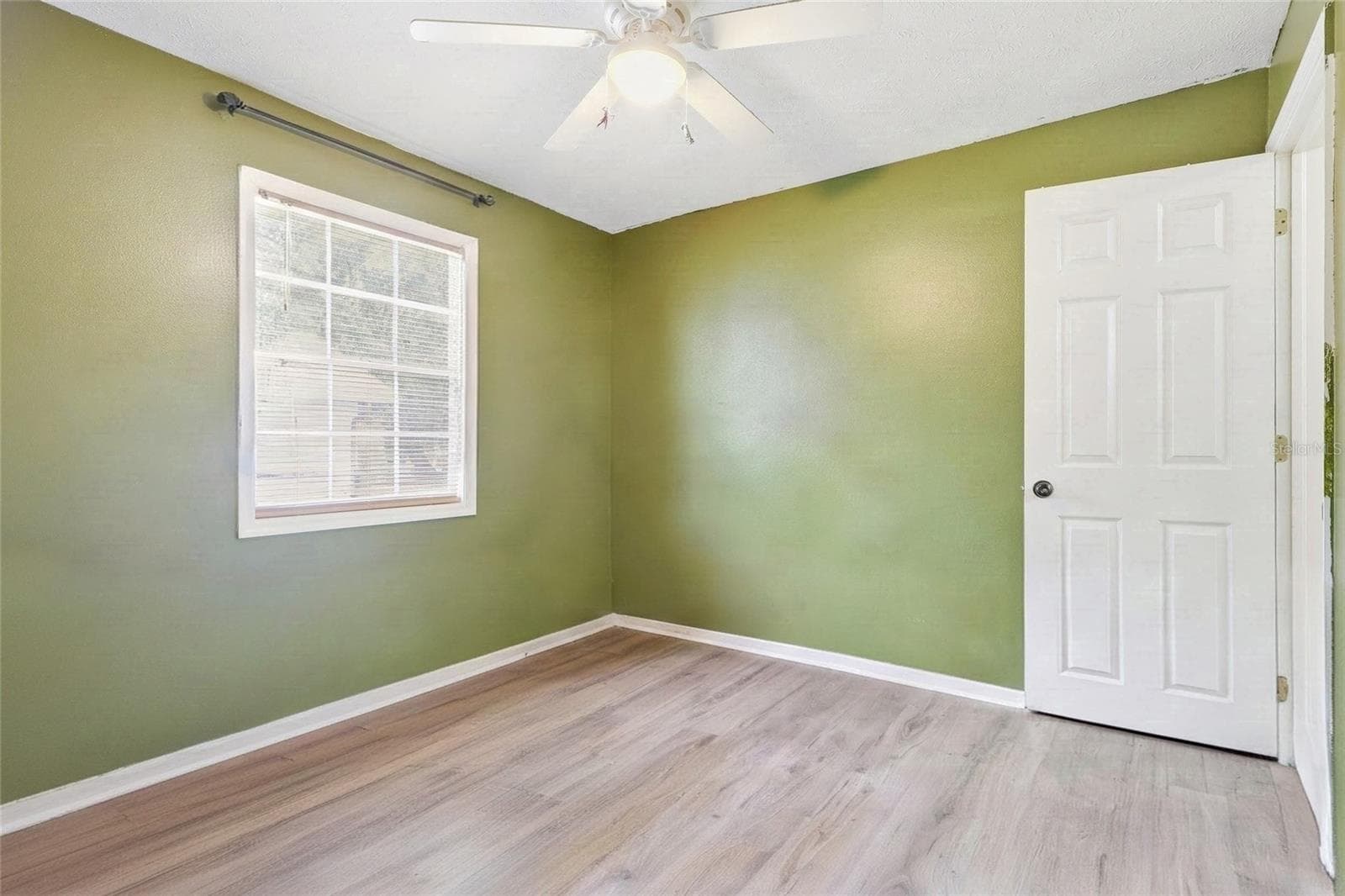 Single Family Residence at 1405 E FRANCES AVE, PLANT CITY, photo 12 of 29
