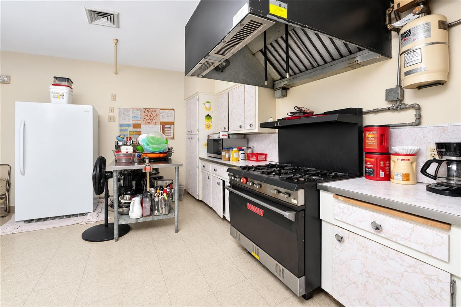 Business at 24438 and 24450 HARBORVIEW RD, PORT CHARLOTTE, photo 7 of 100