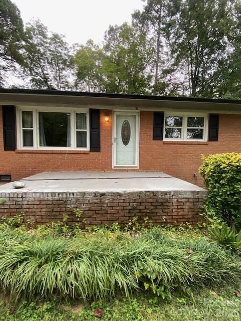 Single Family Residence at 928 Blacksnake Road, Stanley, photo 3 of 33