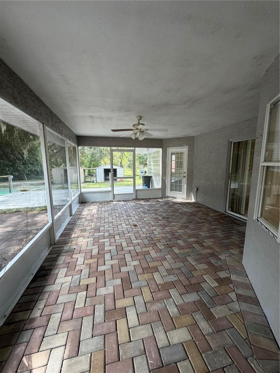 Single Family Residence at 5956 W GREEN ACRES ST, HOMOSASSA, photo 3 of 45