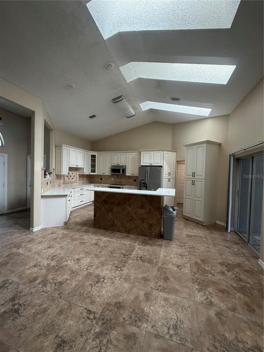 Single Family Residence at 5956 W GREEN ACRES ST, HOMOSASSA, photo 12 of 45
