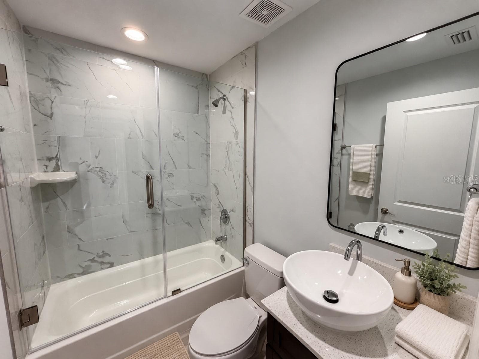 Virtually staged - 9497 AGATE ST, PORT CHARLOTTE