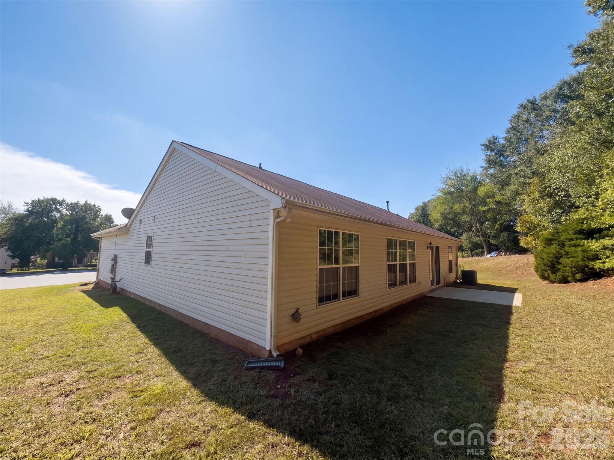 Single Family Residence at 2094 Chapel Creek Road SW, Concord, photo 22 of 24