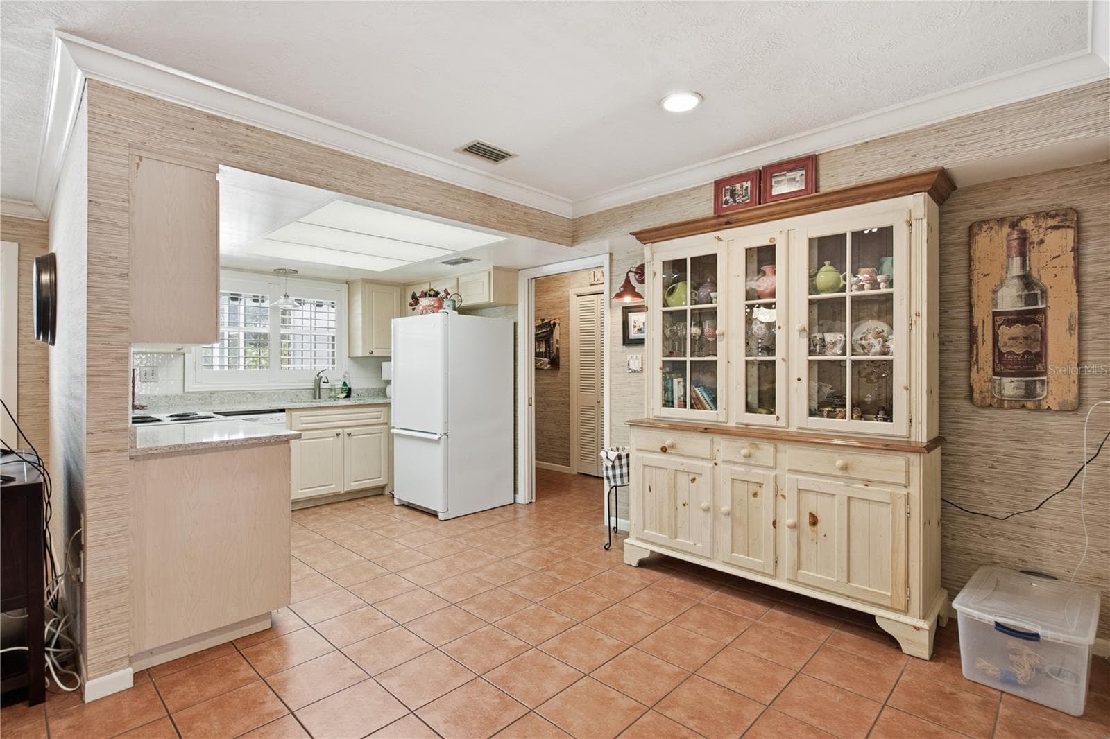 Single Family Residence at 233 WESTWINDS DR, PALM HARBOR, photo 14 of 55
