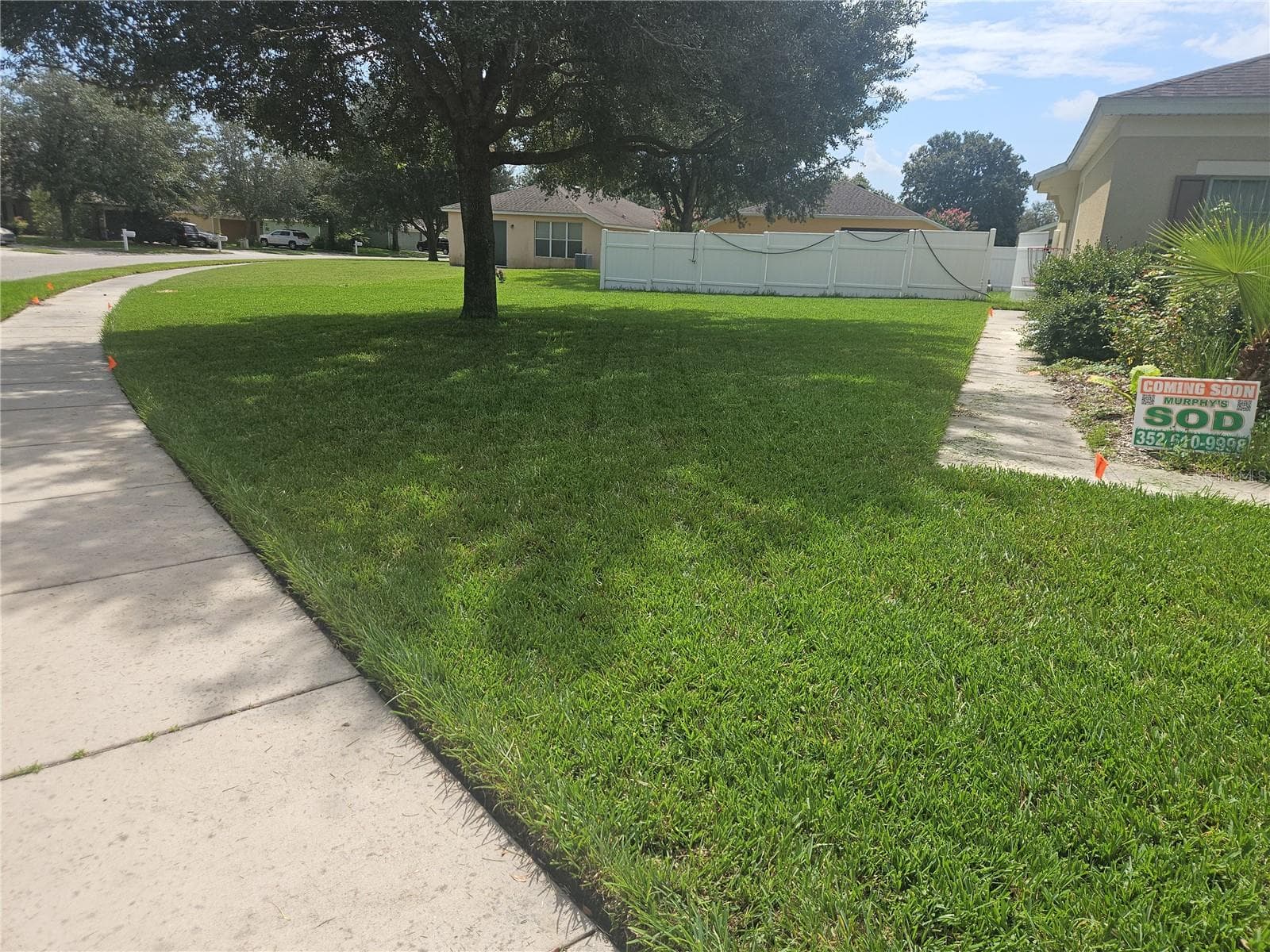 Single Family Residence at 1241 HILL FLOWER DR, BROOKSVILLE, photo 2 of 3