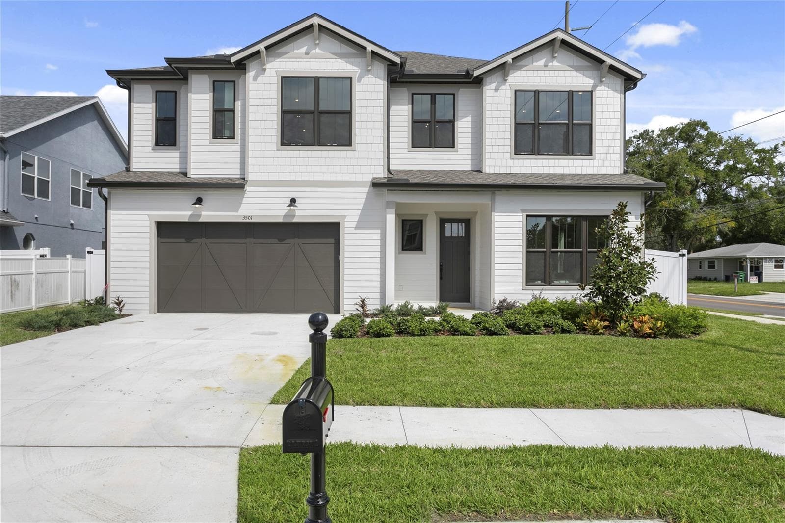 Single Family Residence at 3501 W ROGERS AVE, TAMPA, photo 2 of 75