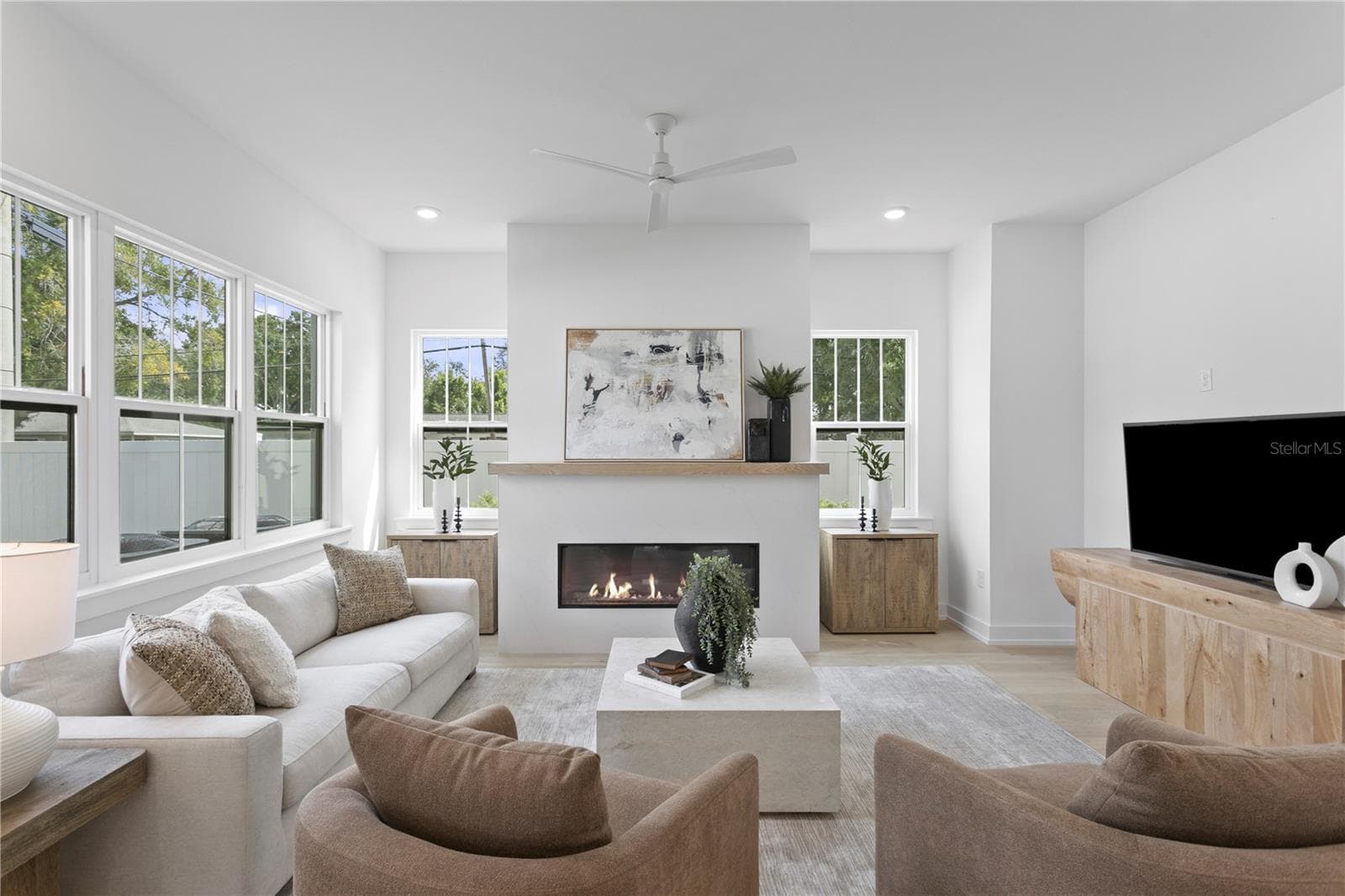 Single Family Residence at 3501 W ROGERS AVE, TAMPA, photo 17 of 75