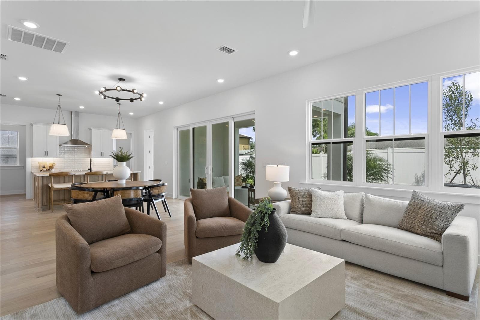 Single Family Residence at 3501 W ROGERS AVE, TAMPA, photo 19 of 75