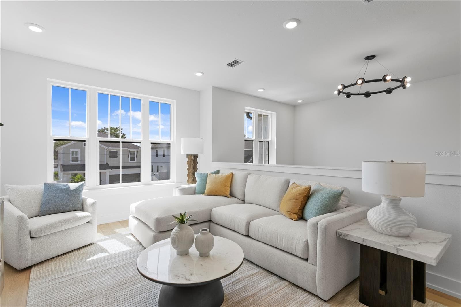 Upstairs Loft - 3501 W ROGERS AVE, TAMPA