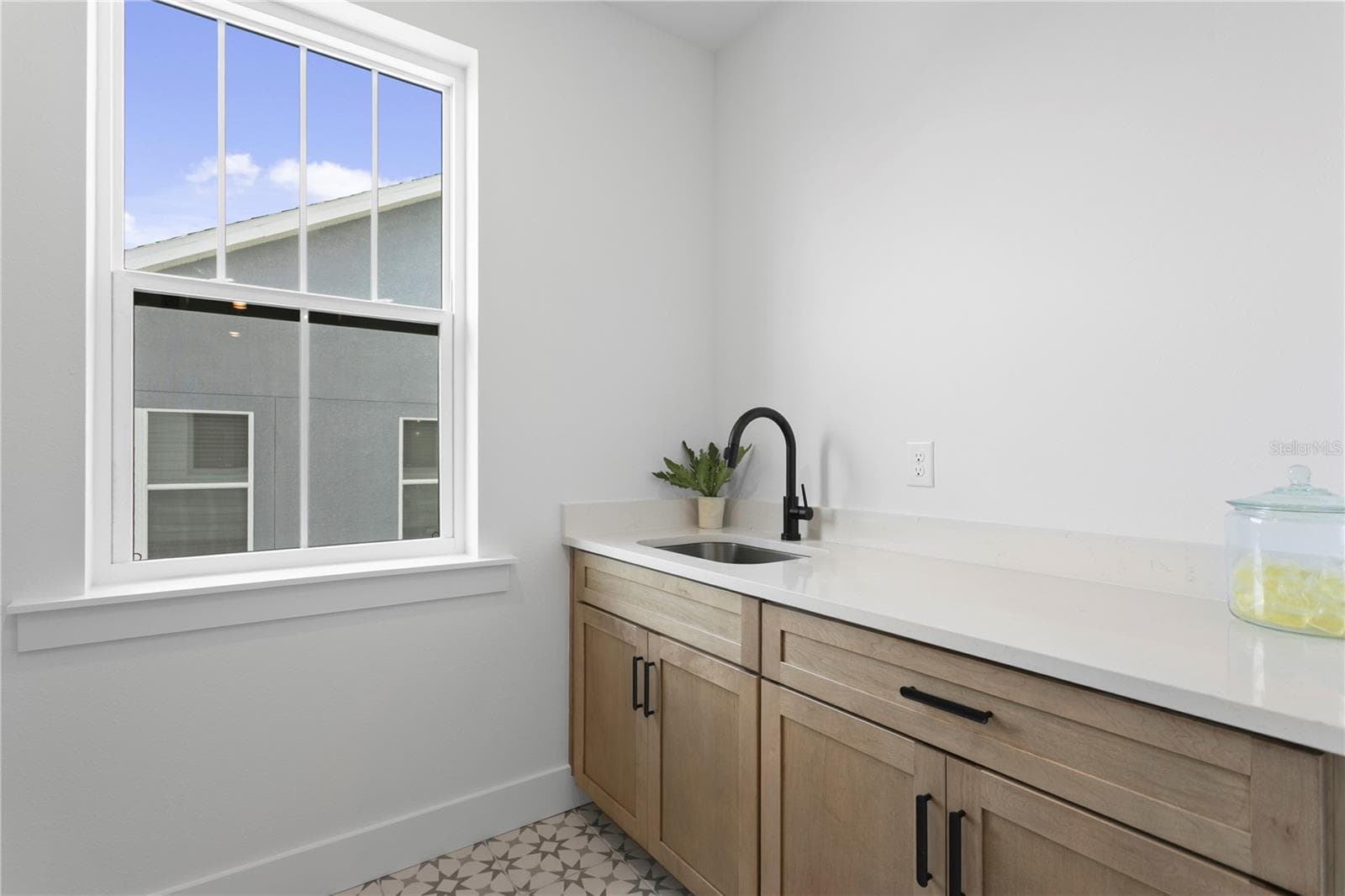 Single Family Residence at 3501 W ROGERS AVE, TAMPA, photo 48 of 75